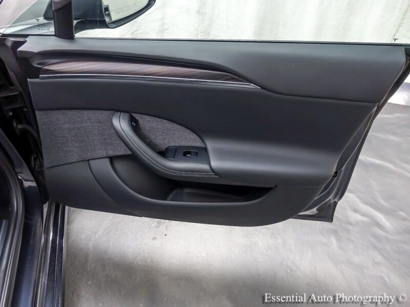 2023 Tesla Model S HW4 Willowbrook IL