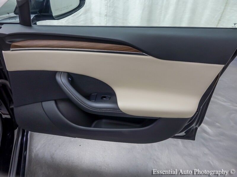 2023 Tesla Model S HW4 Willowbrook IL