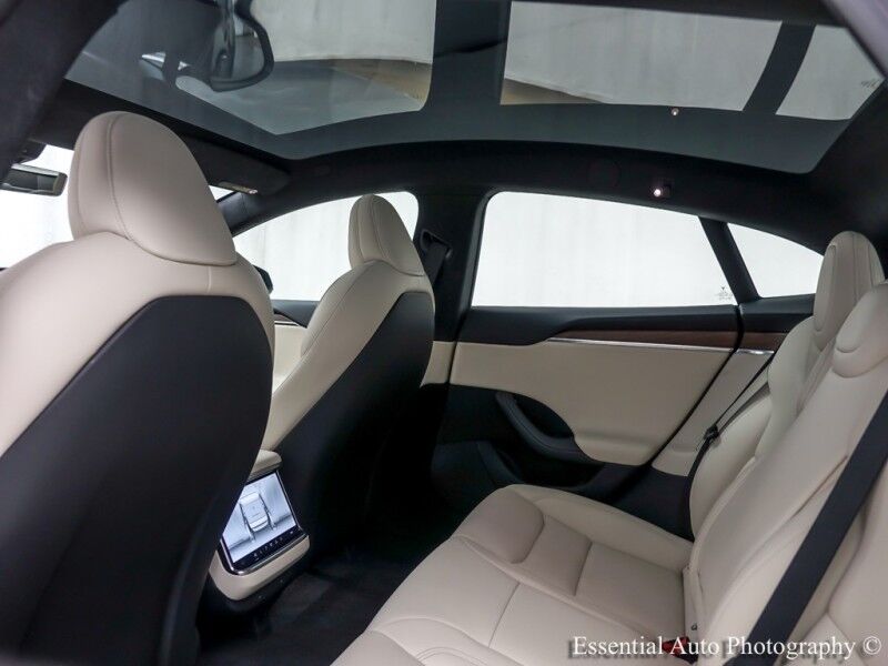 2023 Tesla Model S HW4 Willowbrook IL