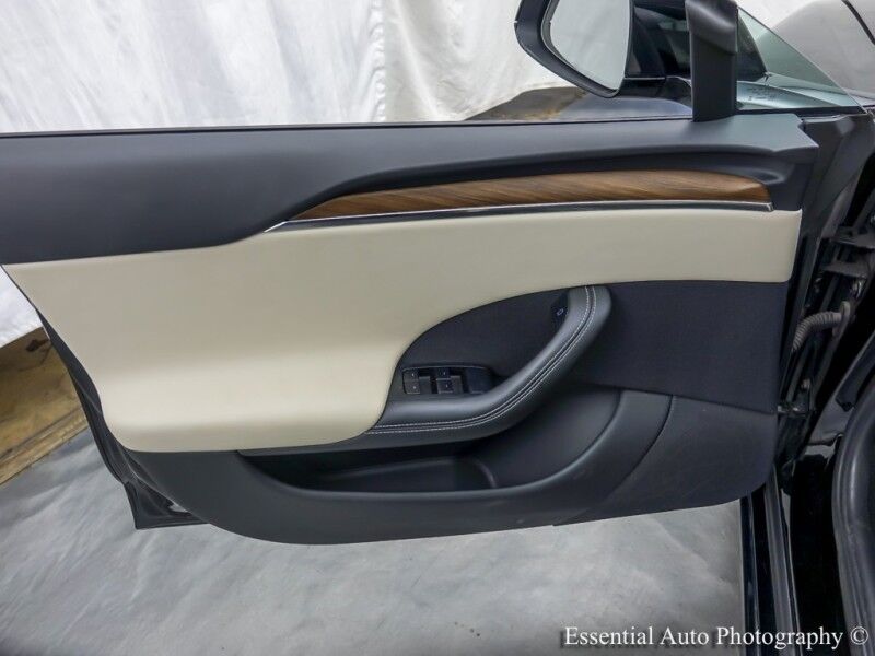 2023 Tesla Model S HW4 Willowbrook IL