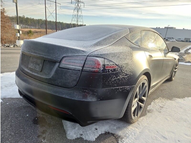 2023 Tesla Model S HW4