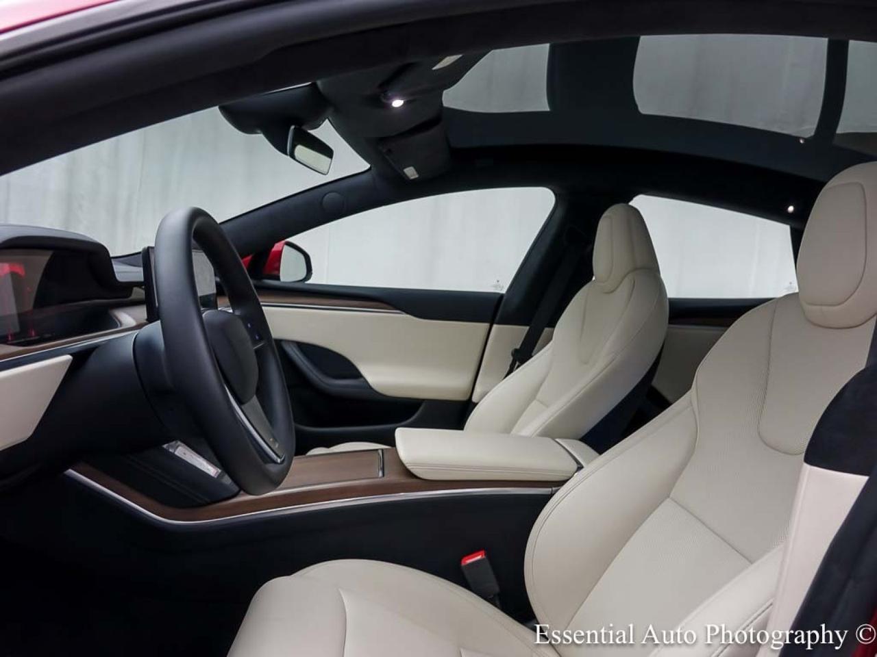 2023 Tesla Model S HW4 Willowbrook IL