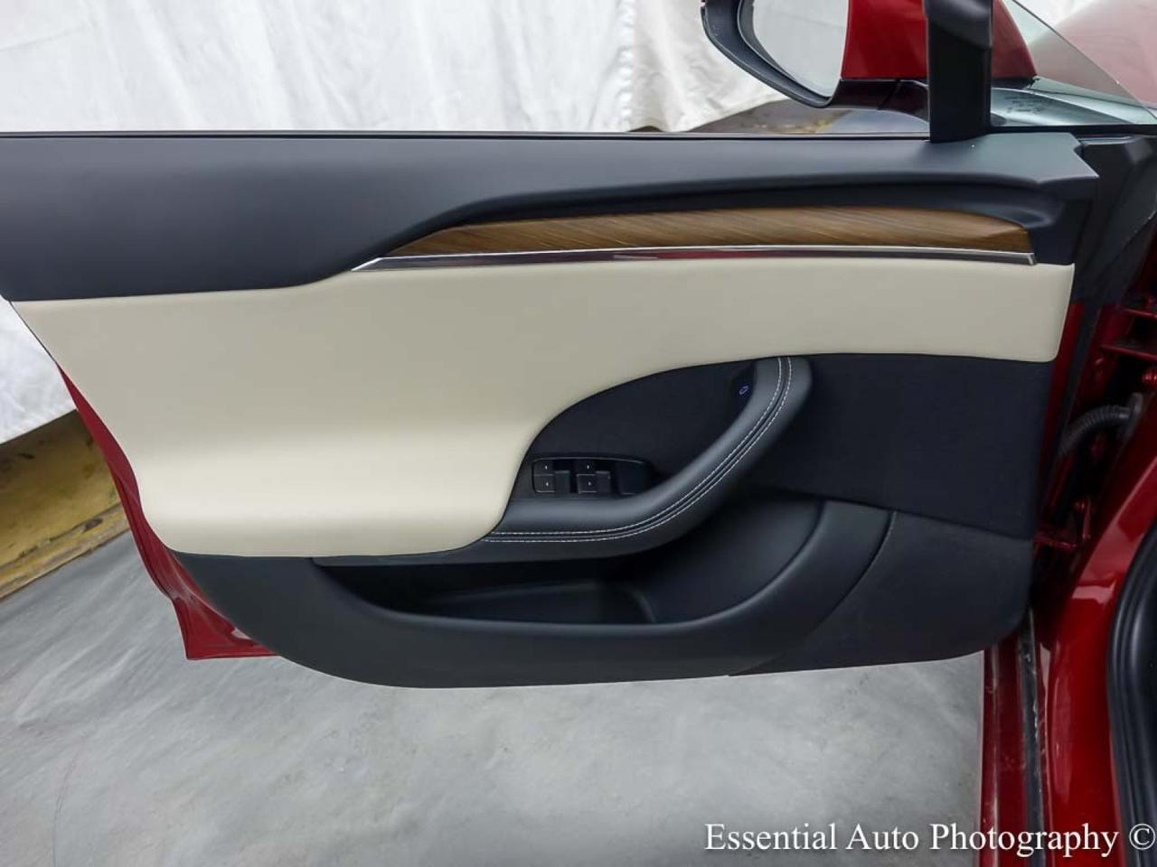 2023 Tesla Model S HW4 Willowbrook IL