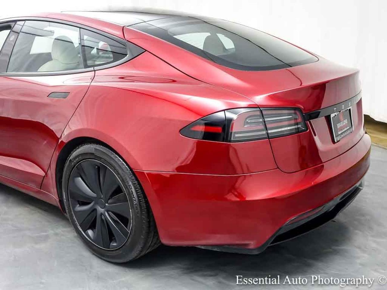 2023 Tesla Model S HW4 Willowbrook IL