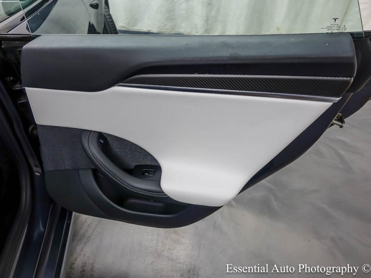 2023 Tesla Model S Plaid HW4 Willowbrook IL