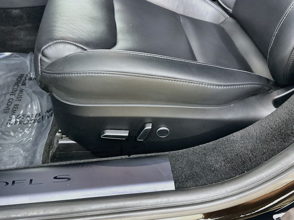 2023 Tesla Model S Plaid HW4 Willowbrook IL