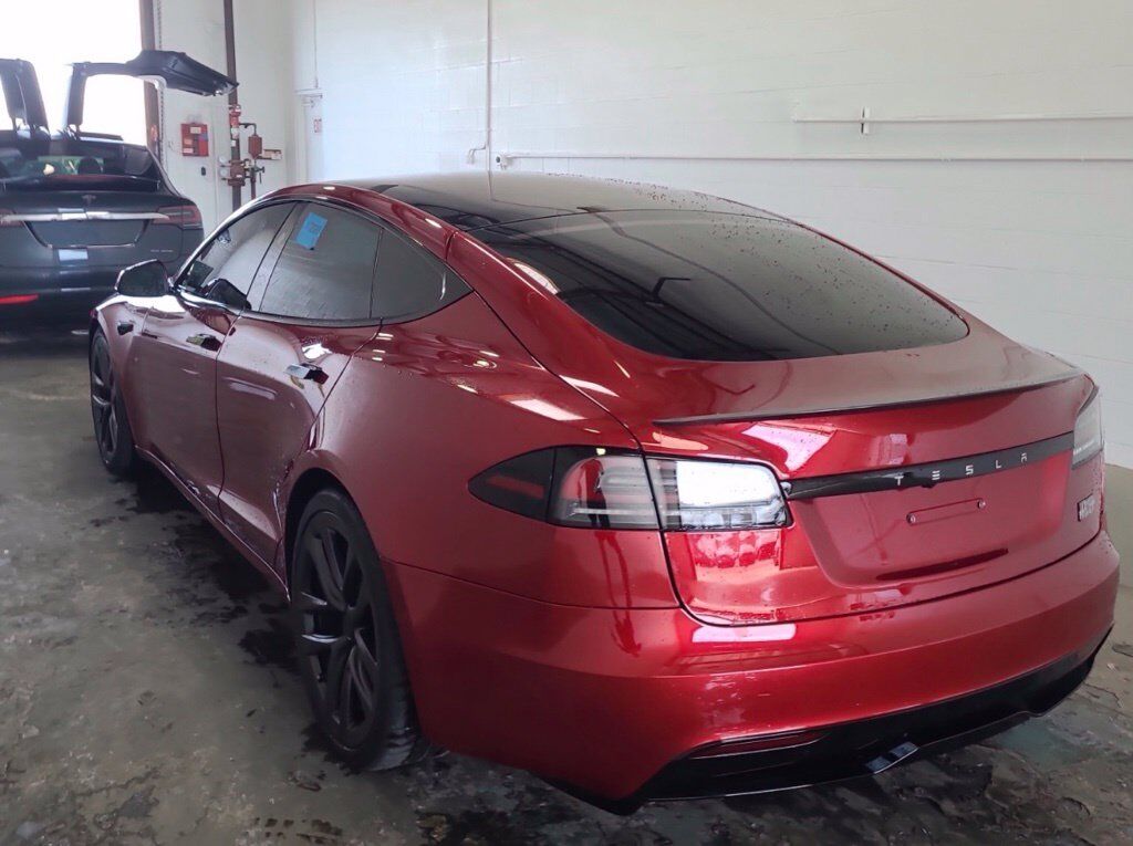 2023 Tesla Model S Plaid HW4