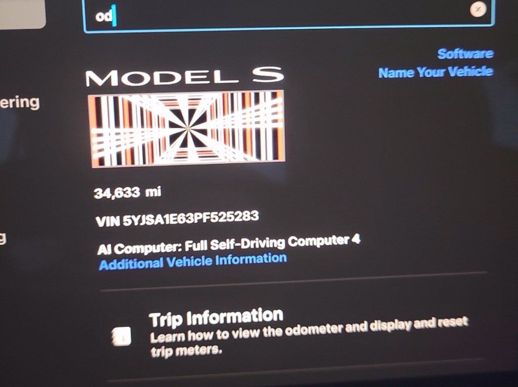 2023 Tesla Model S Plaid HW4