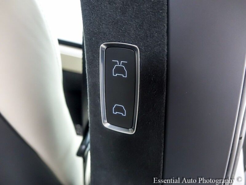 2023 Tesla Model X Willowbrook IL