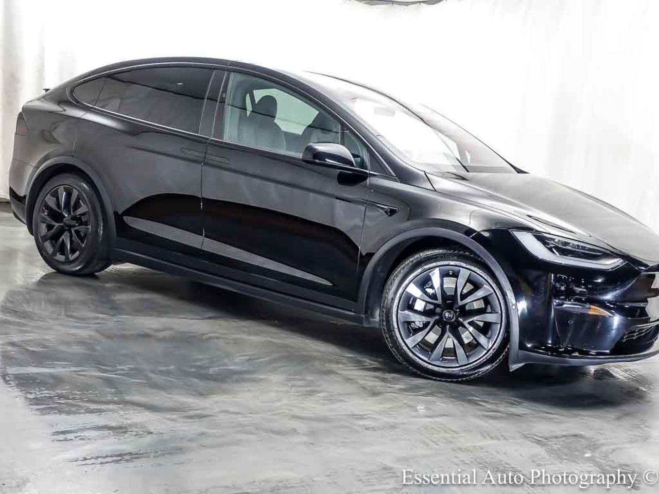 2023 Tesla Model X 6 SEATER Willowbrook IL