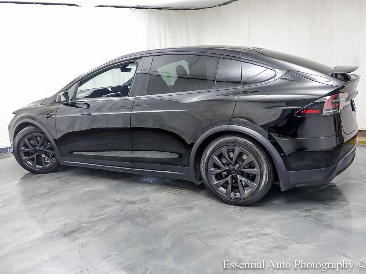 2023 Tesla Model X 6 SEATER Willowbrook IL