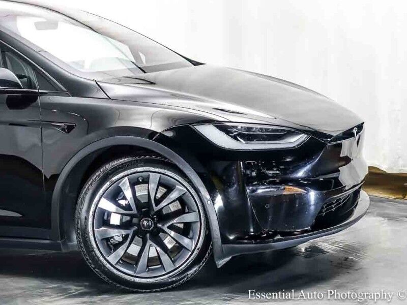 2023 Tesla Model X 6 SEATER