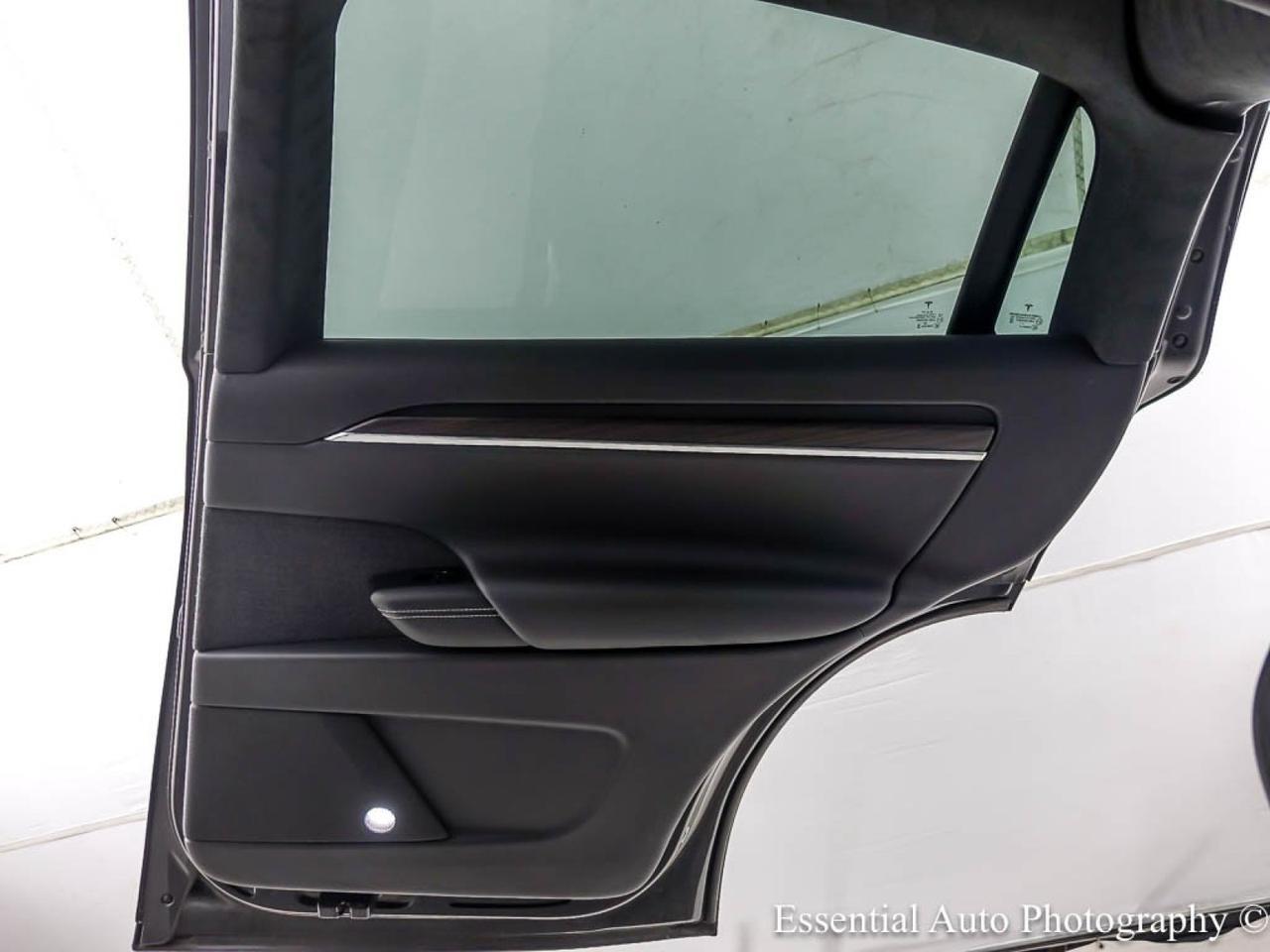 2023 Tesla Model X 6 SEATER Willowbrook IL