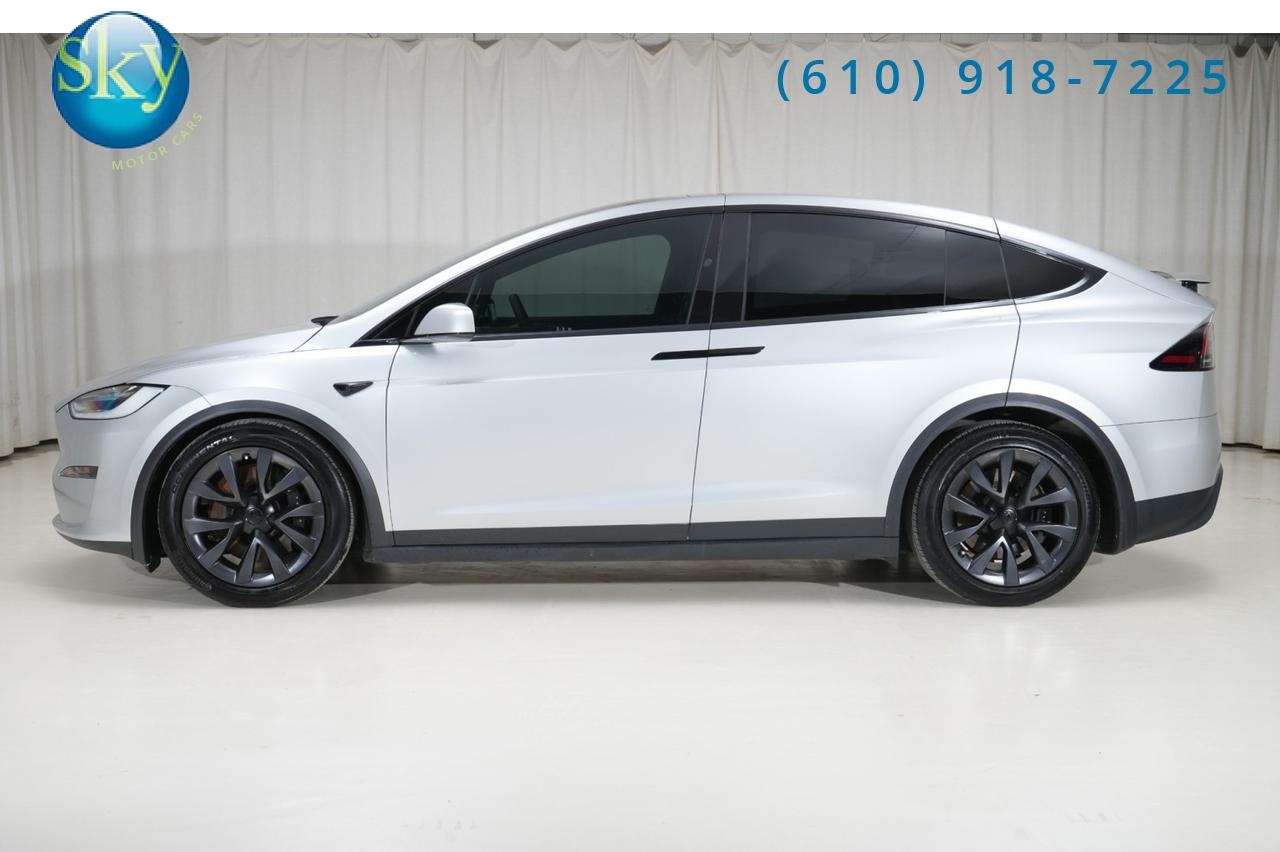2023 Tesla Model X AWD 7-PASSENGER SILVER WRAP
