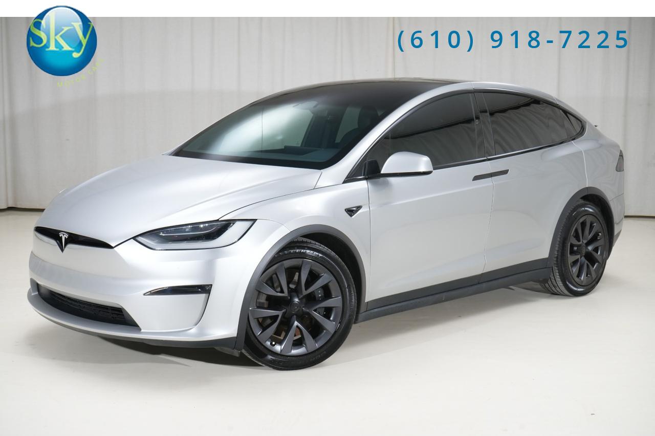 2023 Tesla Model X AWD 7-PASSENGER SILVER WRAP