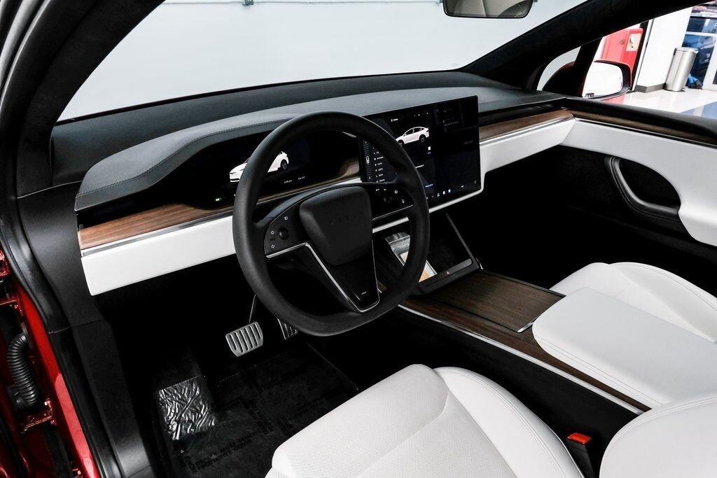 2023 Tesla Model X Base