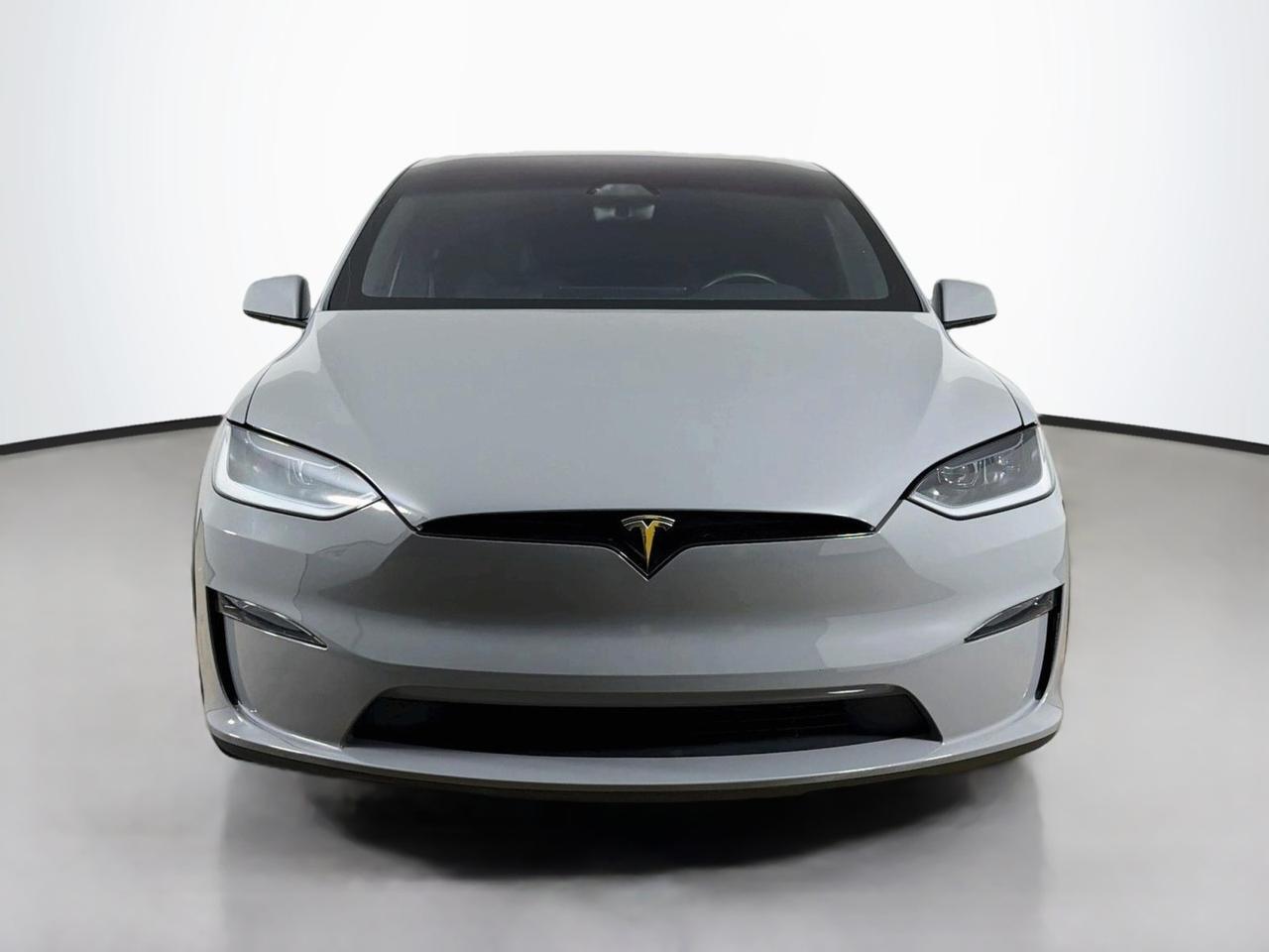 2023 Tesla Model X HW4