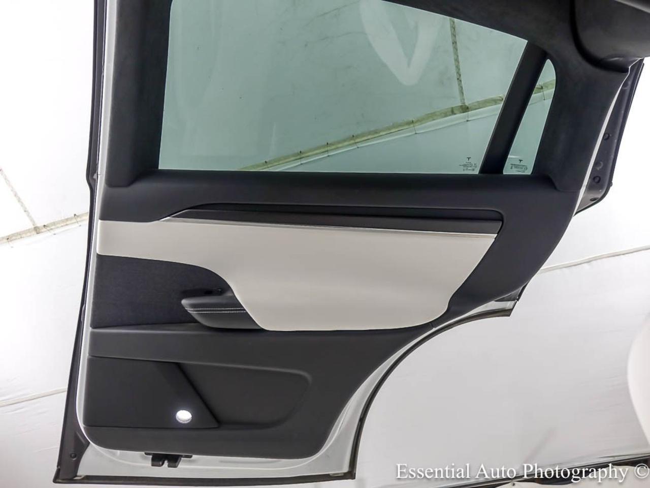 2023 Tesla Model X Plaid HW4 Willowbrook IL