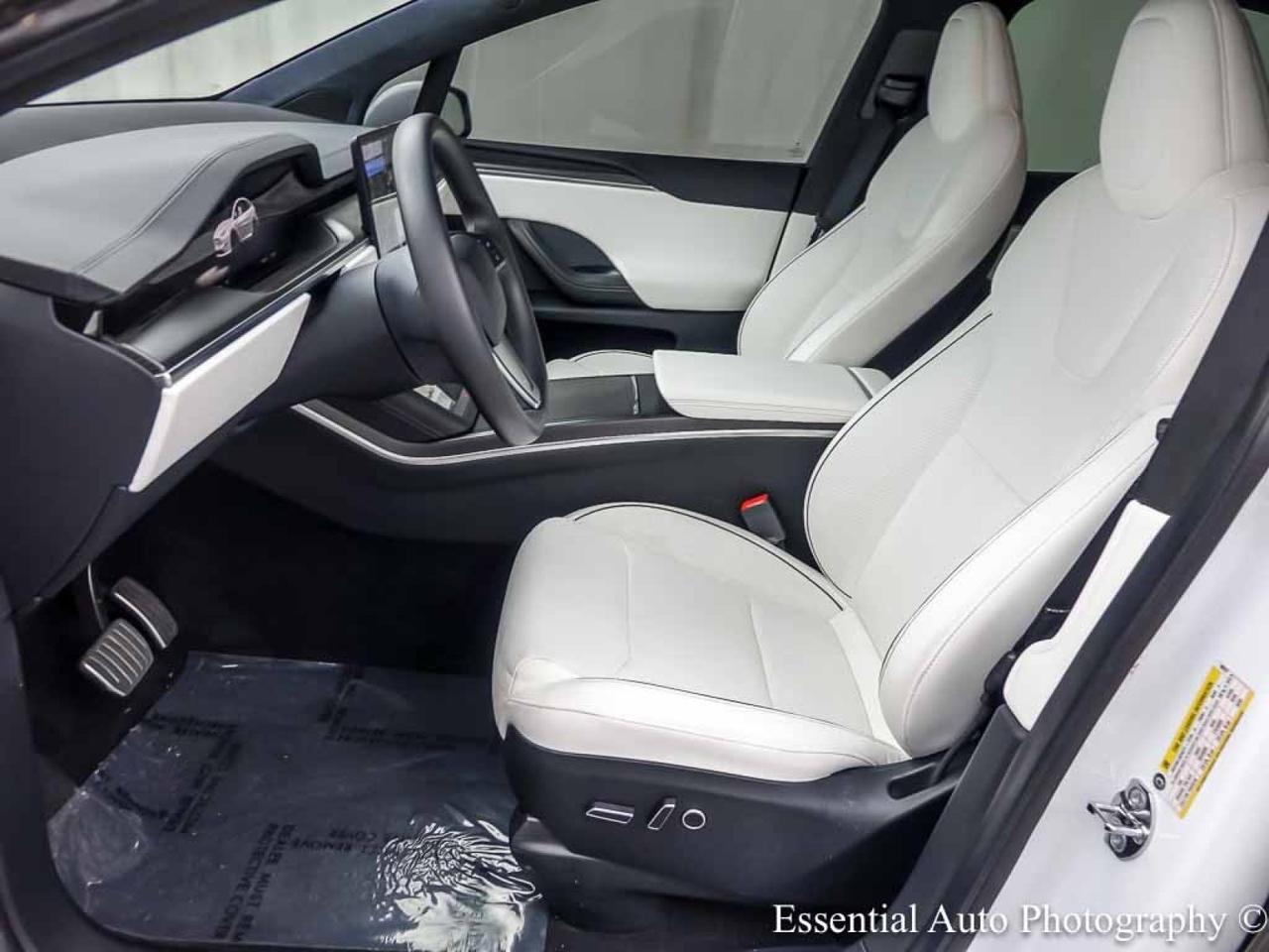 2023 Tesla Model X Plaid HW4 Willowbrook IL