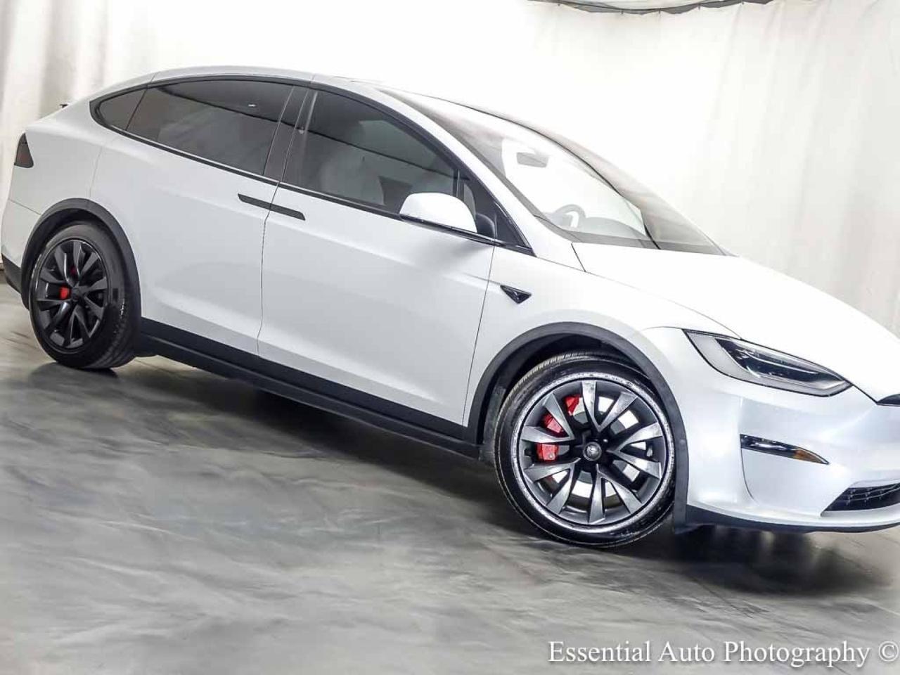 2023 Tesla Model X Plaid HW4 Willowbrook IL