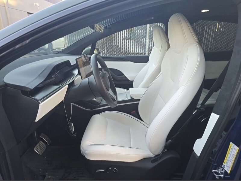 2023 Tesla Model X Plaid HW4 Willowbrook IL