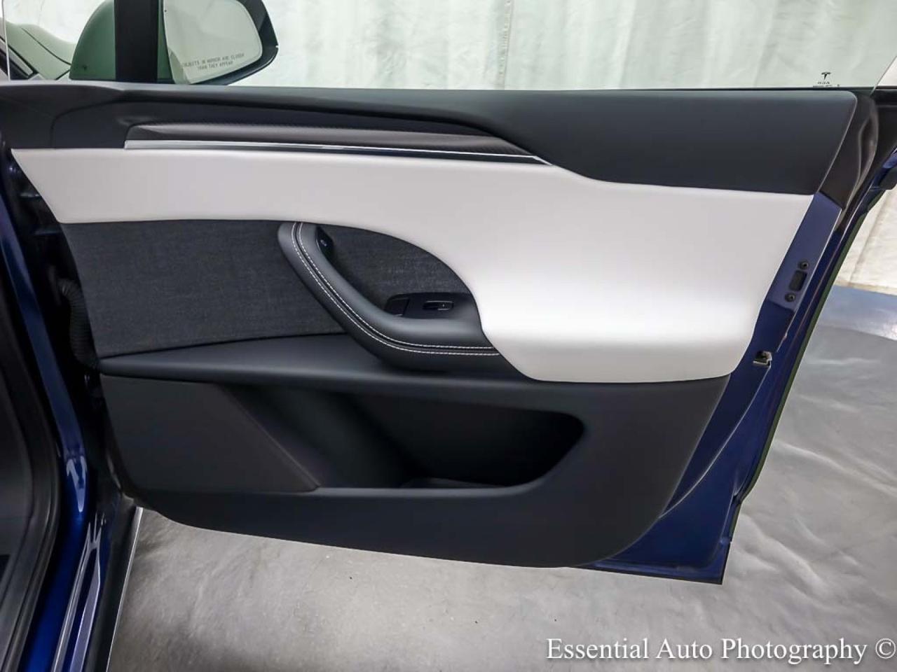 2023 Tesla Model X Plaid HW4 Willowbrook IL