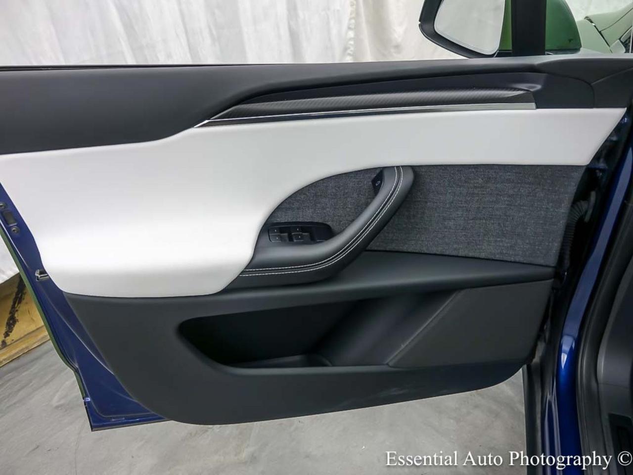 2023 Tesla Model X Plaid HW4 Willowbrook IL