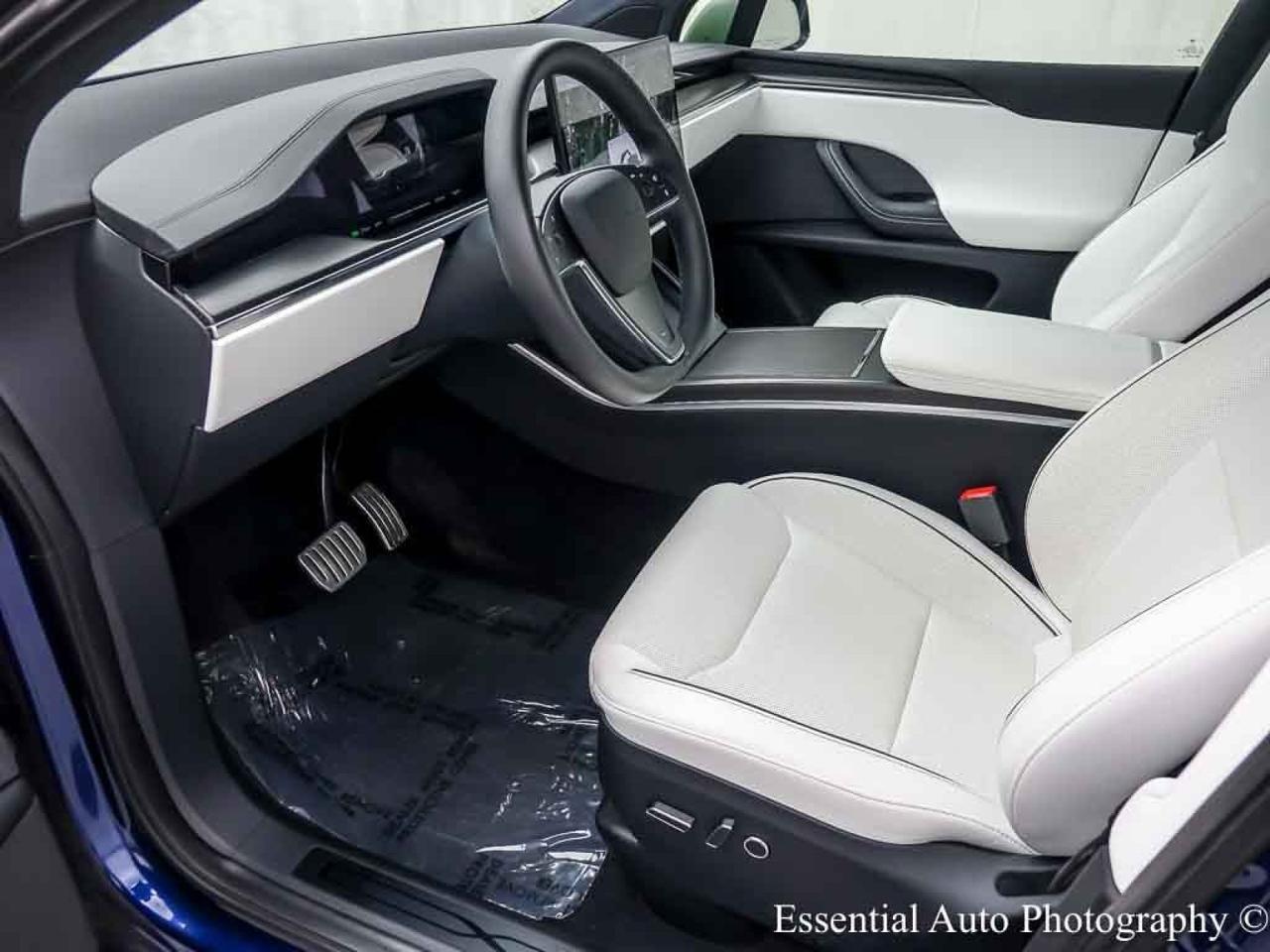 2023 Tesla Model X Plaid HW4 Willowbrook IL