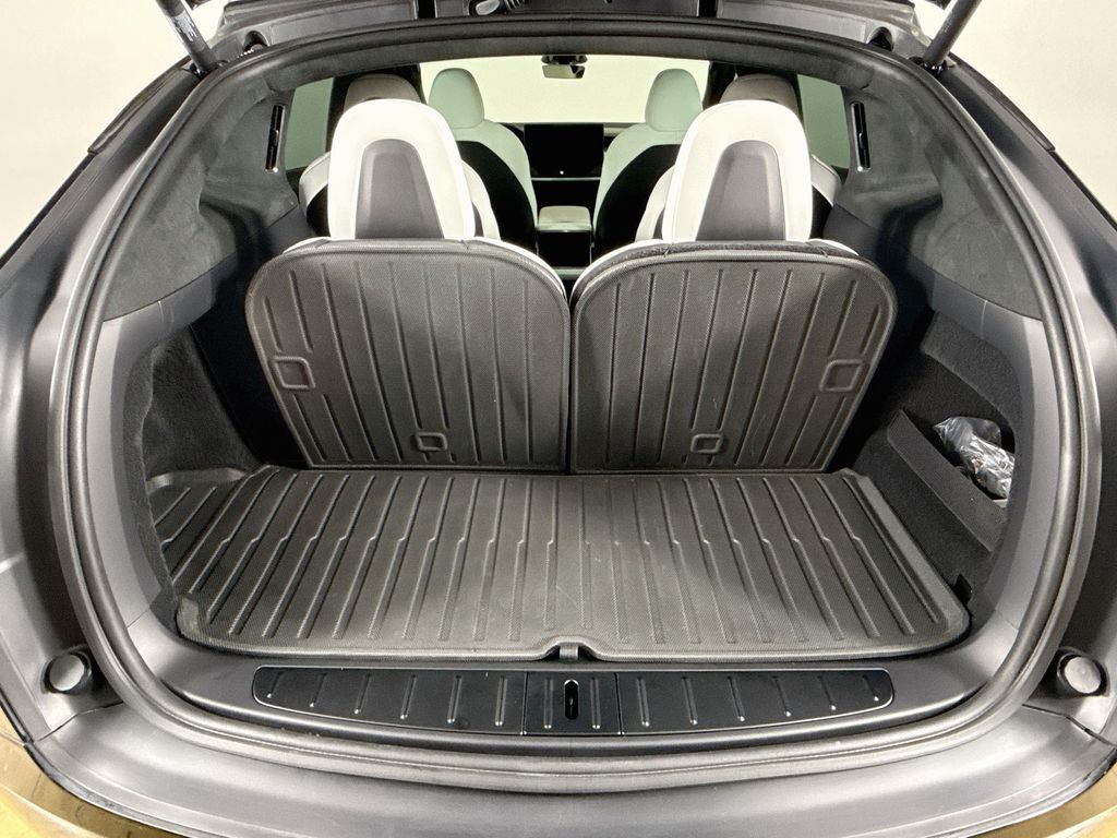 2023 Tesla Model X Plaid HW4 Willowbrook IL