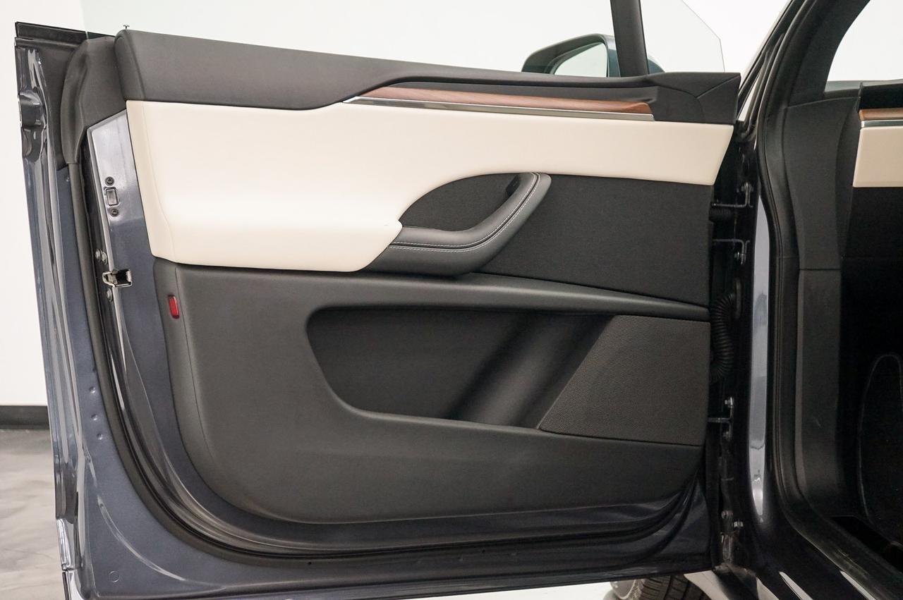 2023 Tesla Model X Standard Range Newport Beach CA