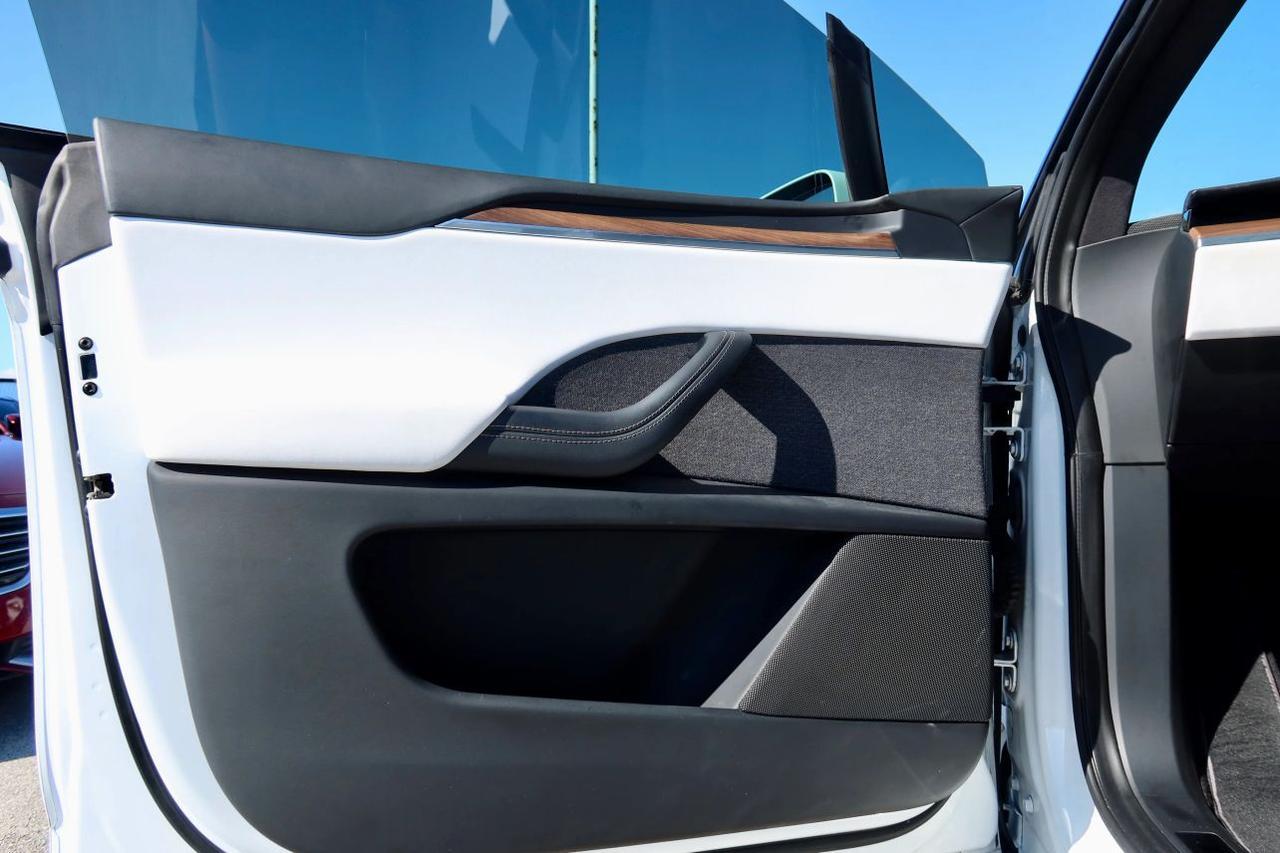 2023 Tesla Model X Standard Sport Utility 4D Maitland FL