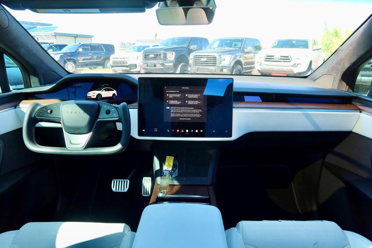 2023 Tesla Model X Standard Sport Utility 4D Maitland FL
