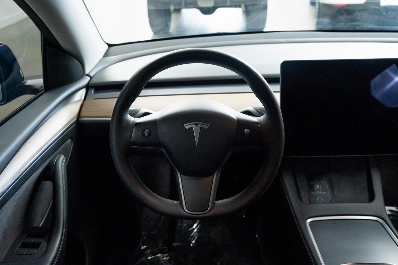 2023 Tesla Model Y Long Range 1 Owner Heated Seats Premium Audio Portland OR