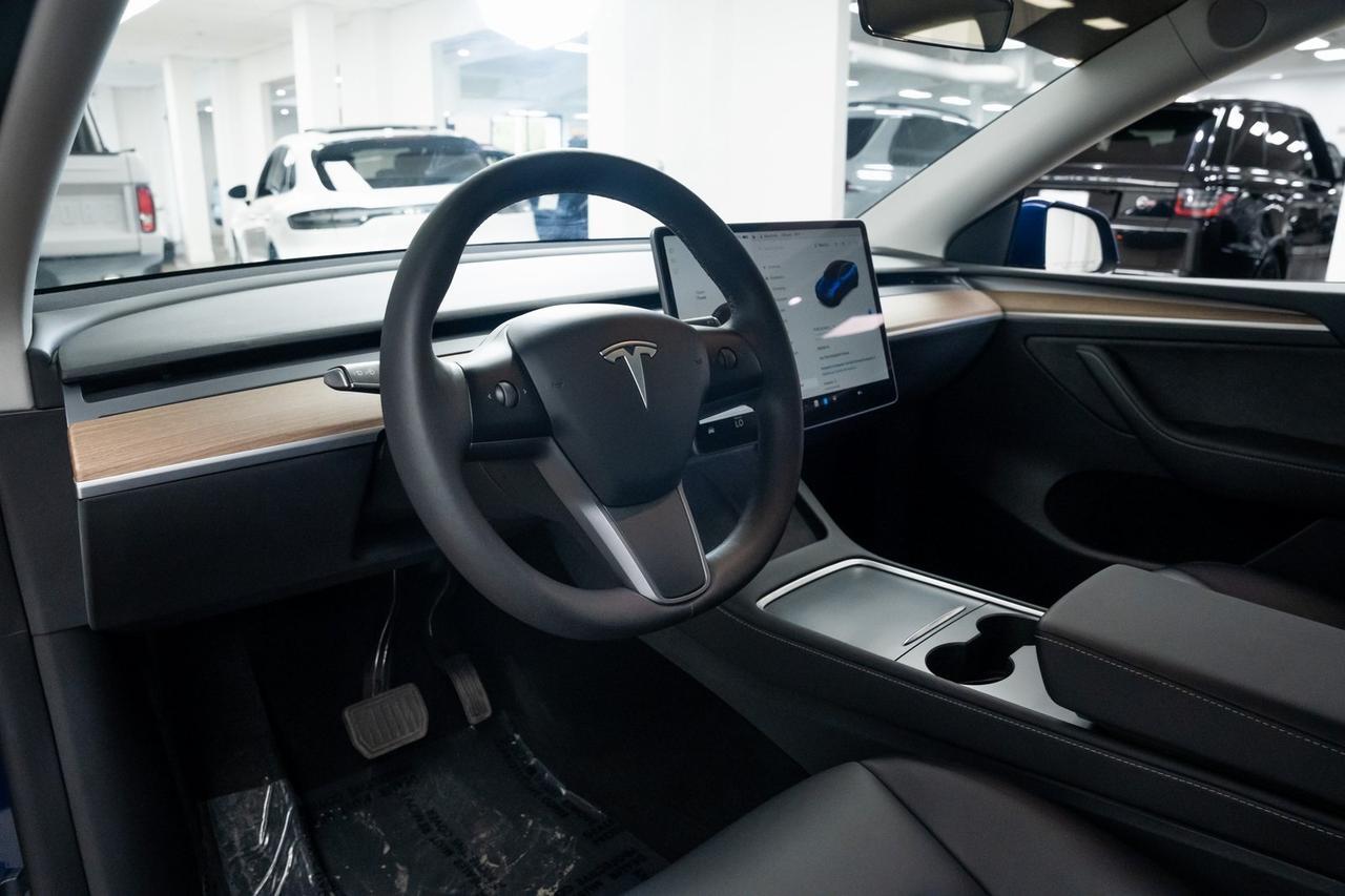 2023 Tesla Model Y Long Range 1 Owner Heated Seats Premium Audio Portland OR
