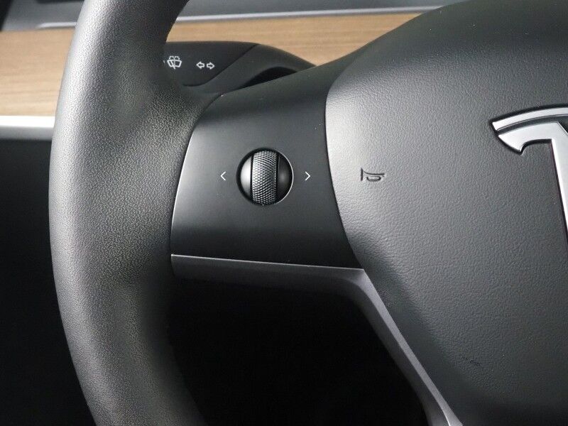 2023 Tesla Model Y Long Range AWD *AUTOPILOT, NAVIGATION, SAFETY ALERTS, ADAPTIVE CRUISE, SURROUND VIEW CAMERAS, PANORAMA GLASS ROOF, HEATED SEATS/STEERING WHEEL, 20 INCH INDUCTION WHEELS, WIRELESS CHARGING, 20 INCH INDUCTION WHEELS Round Rock TX