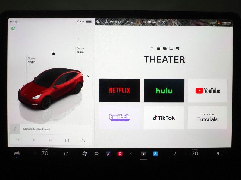 2023 Tesla Model Y Long Range AWD *AUTOPILOT, NAVIGATION, SAFETY ALERTS, ADAPTIVE CRUISE, SURROUND VIEW CAMERAS, PANORAMA GLASS ROOF, HEATED SEATS/STEERING WHEEL, 20 INCH INDUCTION WHEELS, WIRELESS CHARGING, 20 INCH INDUCTION WHEELS Round Rock TX