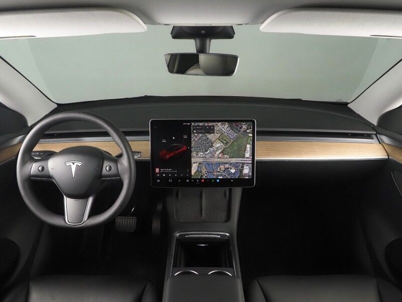 2023 Tesla Model Y Long Range AWD *AUTOPILOT, NAVIGATION, SAFETY ALERTS, ADAPTIVE CRUISE, SURROUND VIEW CAMERAS, PANORAMA GLASS ROOF, HEATED SEATS/STEERING WHEEL, 20 INCH INDUCTION WHEELS, WIRELESS CHARGING, 20 INCH INDUCTION WHEELS