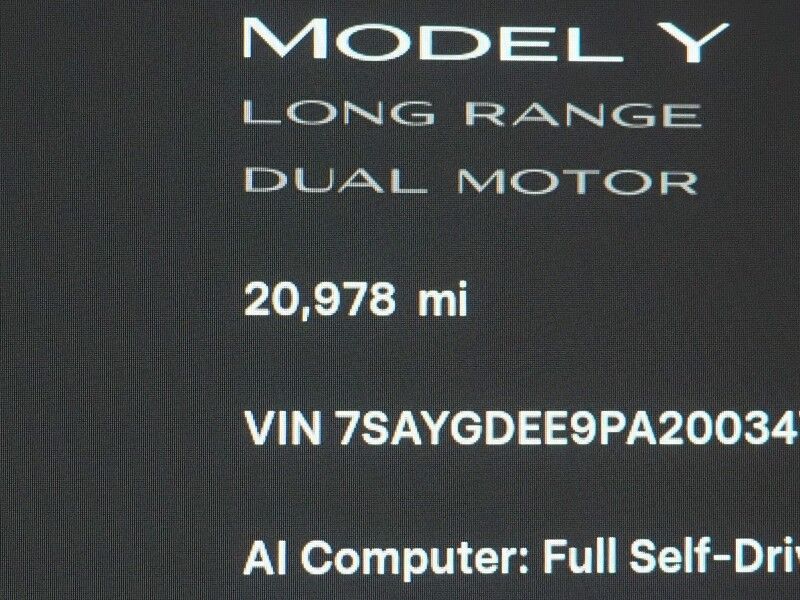 2023 Tesla Model Y Long Range AWD *AUTOPILOT, NAVIGATION, SAFETY ALERTS, ADAPTIVE CRUISE, SURROUND VIEW CAMERAS, PANORAMA GLASS ROOF, HEATED SEATS/STEERING WHEEL, 20 INCH INDUCTION WHEELS, WIRELESS CHARGING Round Rock TX