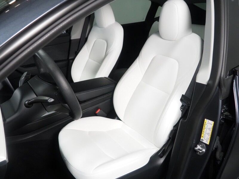 2023 Tesla Model Y Long Range AWD *AUTOPILOT, NAVIGATION, SAFETY ALERTS, ADAPTIVE CRUISE, SURROUND VIEW CAMERAS, PANORAMA GLASS ROOF, HEATED SEATS/STEERING WHEEL, 20 INCH INDUCTION WHEELS, WIRELESS CHARGING Round Rock TX