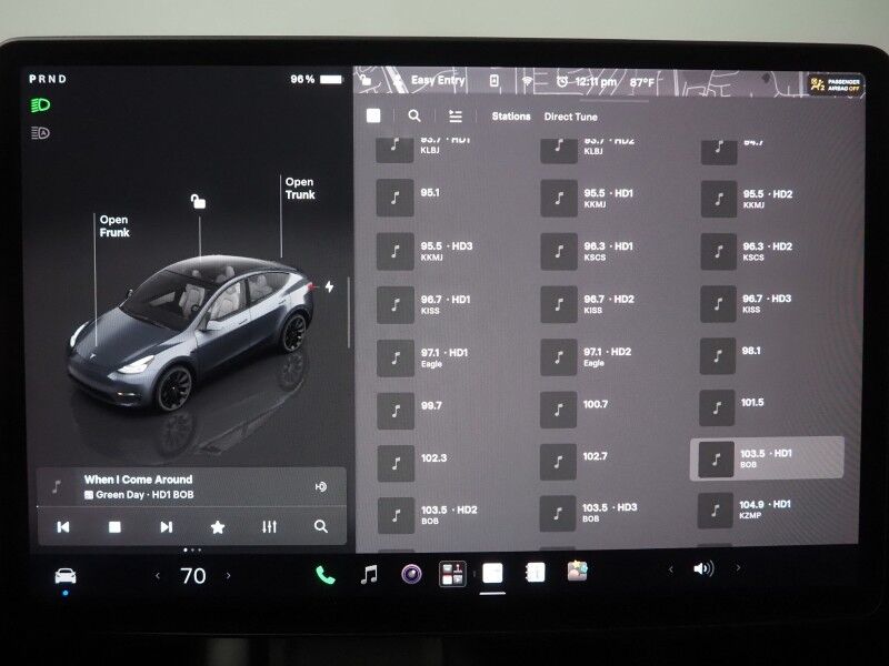 2023 Tesla Model Y Long Range AWD *AUTOPILOT, NAVIGATION, SAFETY ALERTS, ADAPTIVE CRUISE, SURROUND VIEW CAMERAS, PANORAMA GLASS ROOF, HEATED SEATS/STEERING WHEEL, 20 INCH INDUCTION WHEELS, WIRELESS CHARGING Round Rock TX