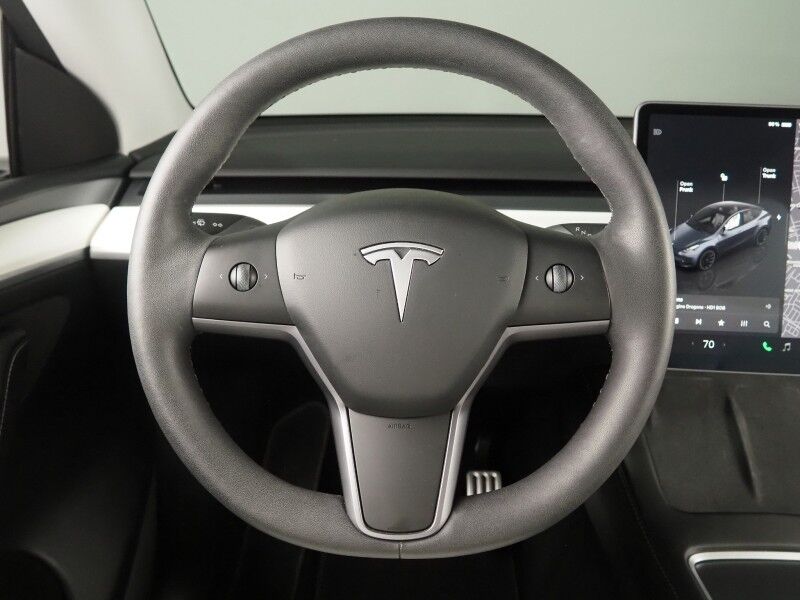 2023 Tesla Model Y Long Range AWD *AUTOPILOT, NAVIGATION, SAFETY ALERTS, ADAPTIVE CRUISE, SURROUND VIEW CAMERAS, PANORAMA GLASS ROOF, HEATED SEATS/STEERING WHEEL, 20 INCH INDUCTION WHEELS, WIRELESS CHARGING Round Rock TX