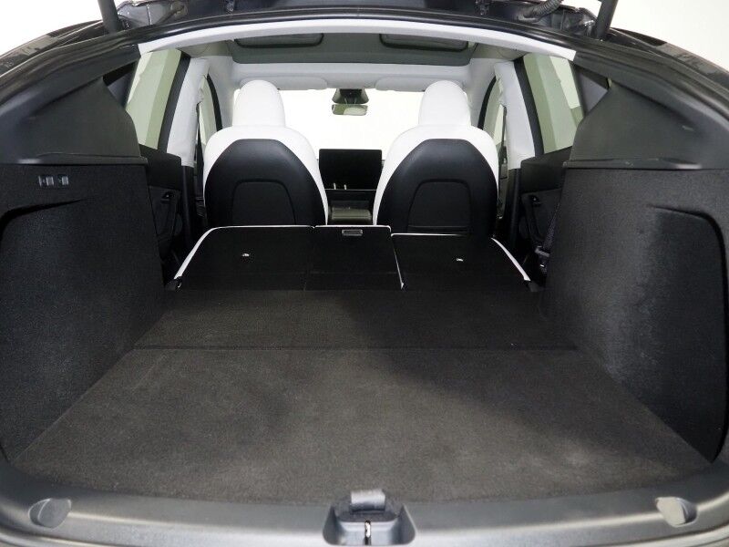 2023 Tesla Model Y Long Range AWD *AUTOPILOT, NAVIGATION, SAFETY ALERTS, ADAPTIVE CRUISE, SURROUND VIEW CAMERAS, PANORAMA GLASS ROOF, HEATED SEATS/STEERING WHEEL, 20 INCH INDUCTION WHEELS, WIRELESS CHARGING Round Rock TX