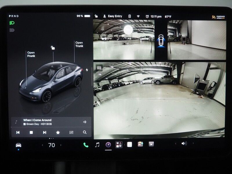 2023 Tesla Model Y Long Range AWD *AUTOPILOT, NAVIGATION, SAFETY ALERTS, ADAPTIVE CRUISE, SURROUND VIEW CAMERAS, PANORAMA GLASS ROOF, HEATED SEATS/STEERING WHEEL, 20 INCH INDUCTION WHEELS, WIRELESS CHARGING Round Rock TX