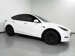 2023_Tesla_Model Y Long Range AWD_*AUTOPILOT, NAVIGATION, SAFETY ALERTS, ADAPTIVE CRUISE, SURROUND VIEW CAMERAS, PANORAMA GLASS ROOF, HEATED SEATS/STEERING WHEEL, BLUETOOTH, WIRELESS CHARGING_ Round Rock TX