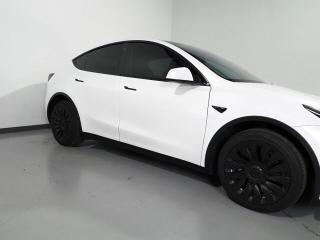2023 Tesla Model Y Long Range AWD *AUTOPILOT, NAVIGATION, SAFETY ALERTS, ADAPTIVE CRUISE, SURROUND VIEW CAMERAS, PANORAMA GLASS ROOF, HEATED SEATS/STEERING WHEEL, BLUETOOTH, WIRELESS CHARGING Round Rock TX