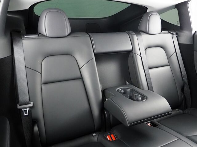 2023 Tesla Model Y Long Range AWD *AUTOPILOT, NAVIGATION, SAFETY ALERTS, ADAPTIVE CRUISE, SURROUND VIEW CAMERAS, PANORAMA GLASS ROOF, HEATED SEATS/STEERING WHEEL, BLUETOOTH, WIRELESS CHARGING Round Rock TX