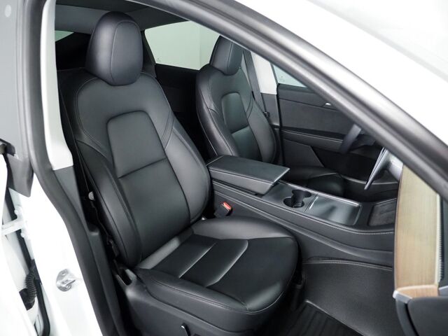 2023 Tesla Model Y Long Range AWD *AUTOPILOT, NAVIGATION, SAFETY ALERTS, ADAPTIVE CRUISE, SURROUND VIEW CAMERAS, PANORAMA GLASS ROOF, HEATED SEATS/STEERING WHEEL, BLUETOOTH, WIRELESS CHARGING Round Rock TX