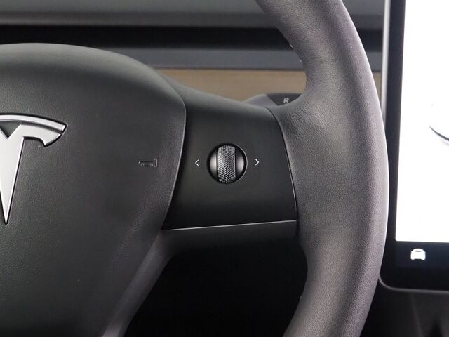 2023 Tesla Model Y Long Range AWD *AUTOPILOT, NAVIGATION, SAFETY ALERTS, ADAPTIVE CRUISE, SURROUND VIEW CAMERAS, PANORAMA GLASS ROOF, HEATED SEATS/STEERING WHEEL, BLUETOOTH, WIRELESS CHARGING Round Rock TX