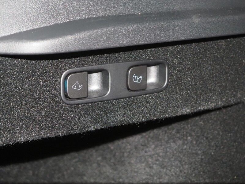 2023 Tesla Model Y Long Range AWD *AUTOPILOT, NAVIGATION, SAFETY ALERTS, ADAPTIVE CRUISE, SURROUND VIEW CAMERAS, PANORAMA GLASS ROOF, HEATED SEATS/STEERING WHEEL, WIRELESS CHARGING Round Rock TX