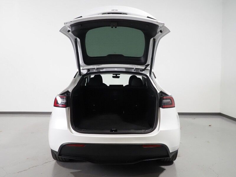 2023 Tesla Model Y Long Range AWD *AUTOPILOT, NAVIGATION, SAFETY ALERTS, ADAPTIVE CRUISE, SURROUND VIEW CAMERAS, PANORAMA GLASS ROOF, HEATED SEATS/STEERING WHEEL, WIRELESS CHARGING Round Rock TX